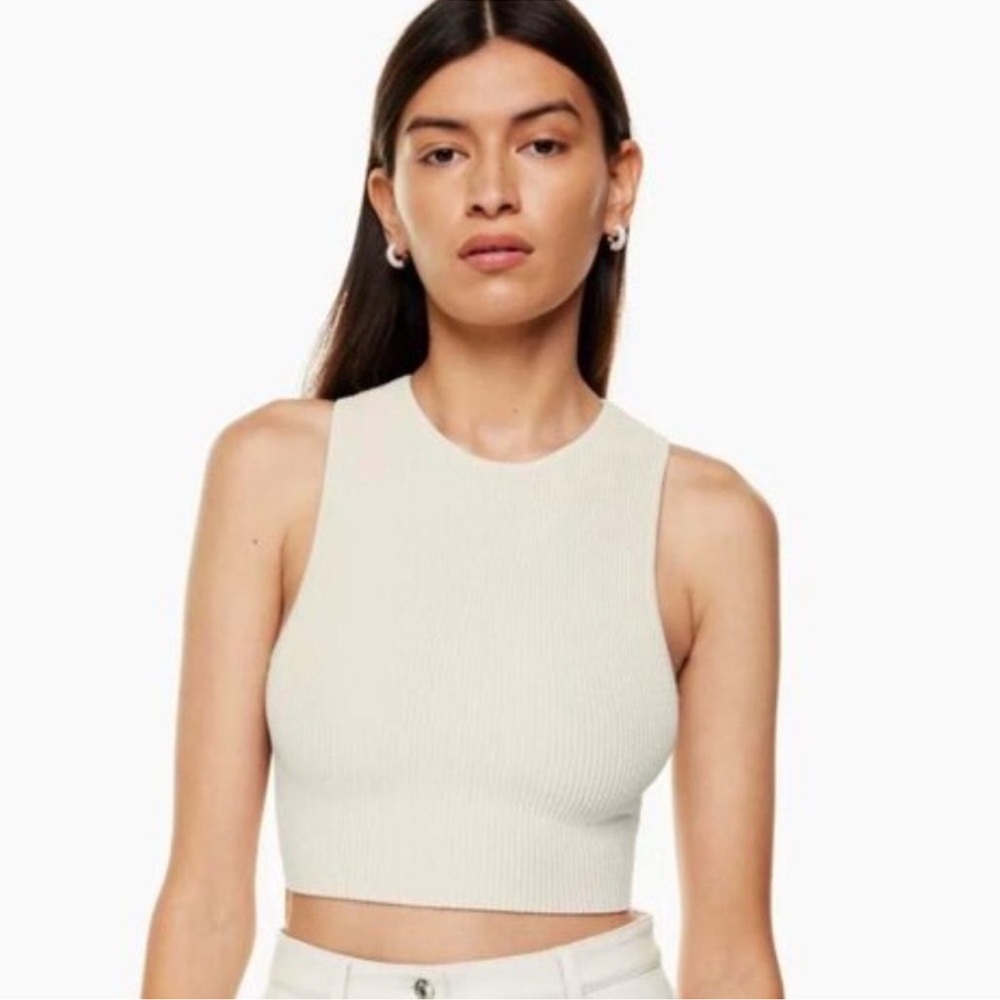 NWOT Babaton Sculpt Knit Racer Cropped Tank in Cream Size M